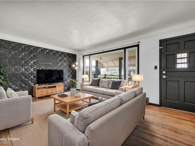 5365 E 131st Street, Garfield Heights, OH 44125 Photo 4