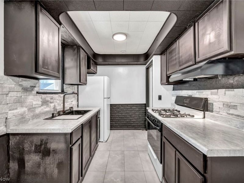 5365 E 131st Street, Garfield Heights, OH 44125 Photo 8