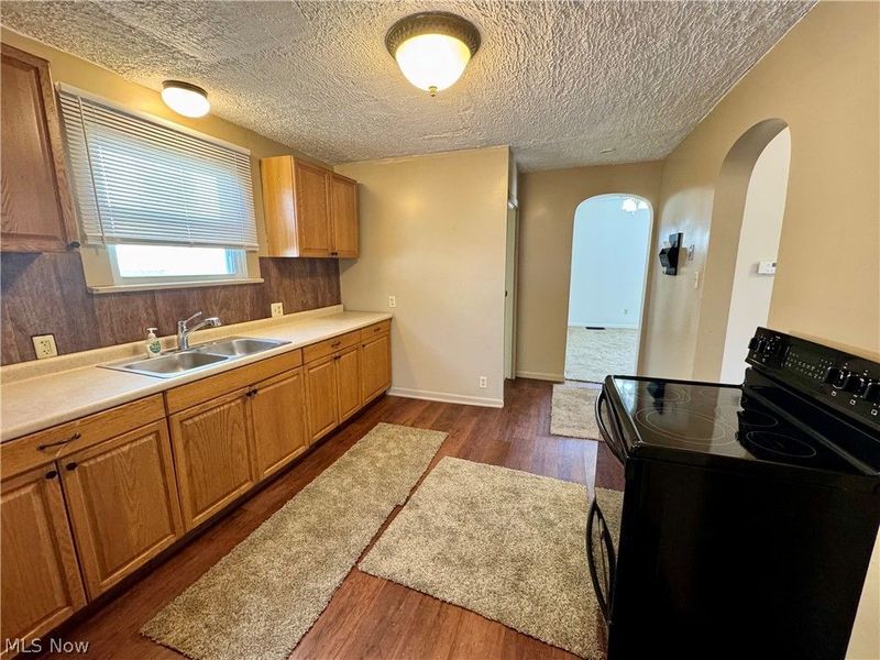 909 Clarendon Avenue SW, Canton, OH 44710 Photo 17