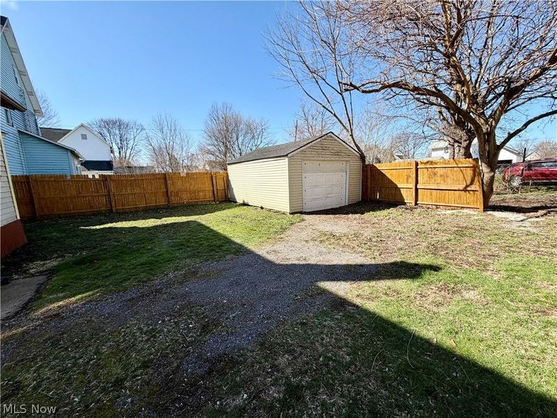 909 Clarendon Avenue SW, Canton, OH 44710 Photo 5