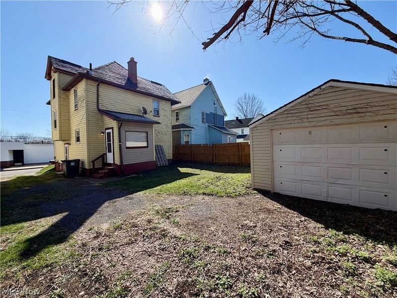 909 Clarendon Avenue SW, Canton, OH 44710 Photo 7