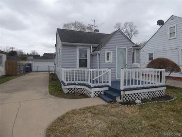 12484 Sherman Avenue, Warren, MI 48089