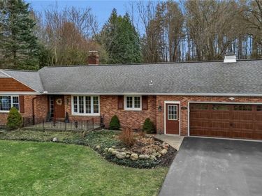 6905 Powers Road, Orchard Park, NY 14127