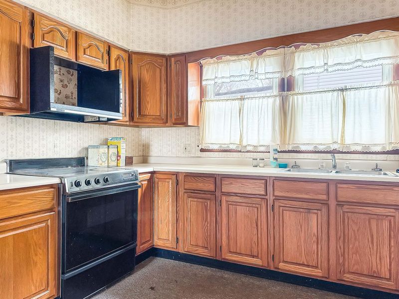 542 S Walnut Street , Urbana, OH 43078 Photo 22