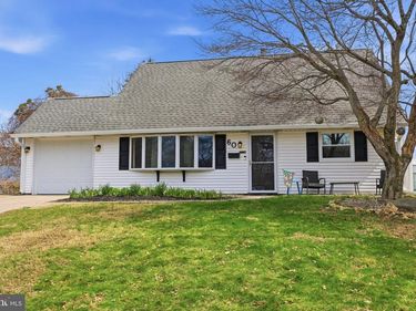 60 LOWER ORCHARD DRIVE, LEVITTOWN, PA 19056