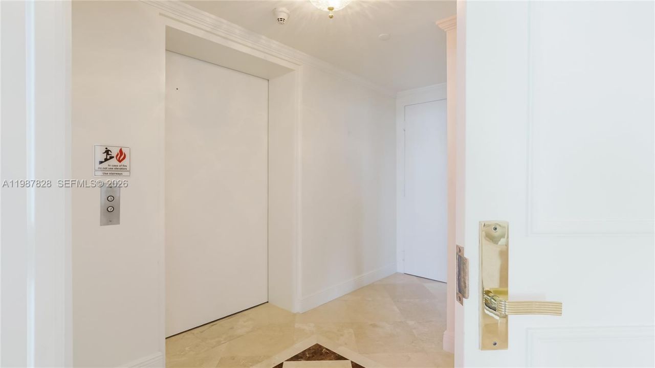 2100 N Ocean Blvd, Unit 20D, Fort Lauderdale, FL 33305 Photo