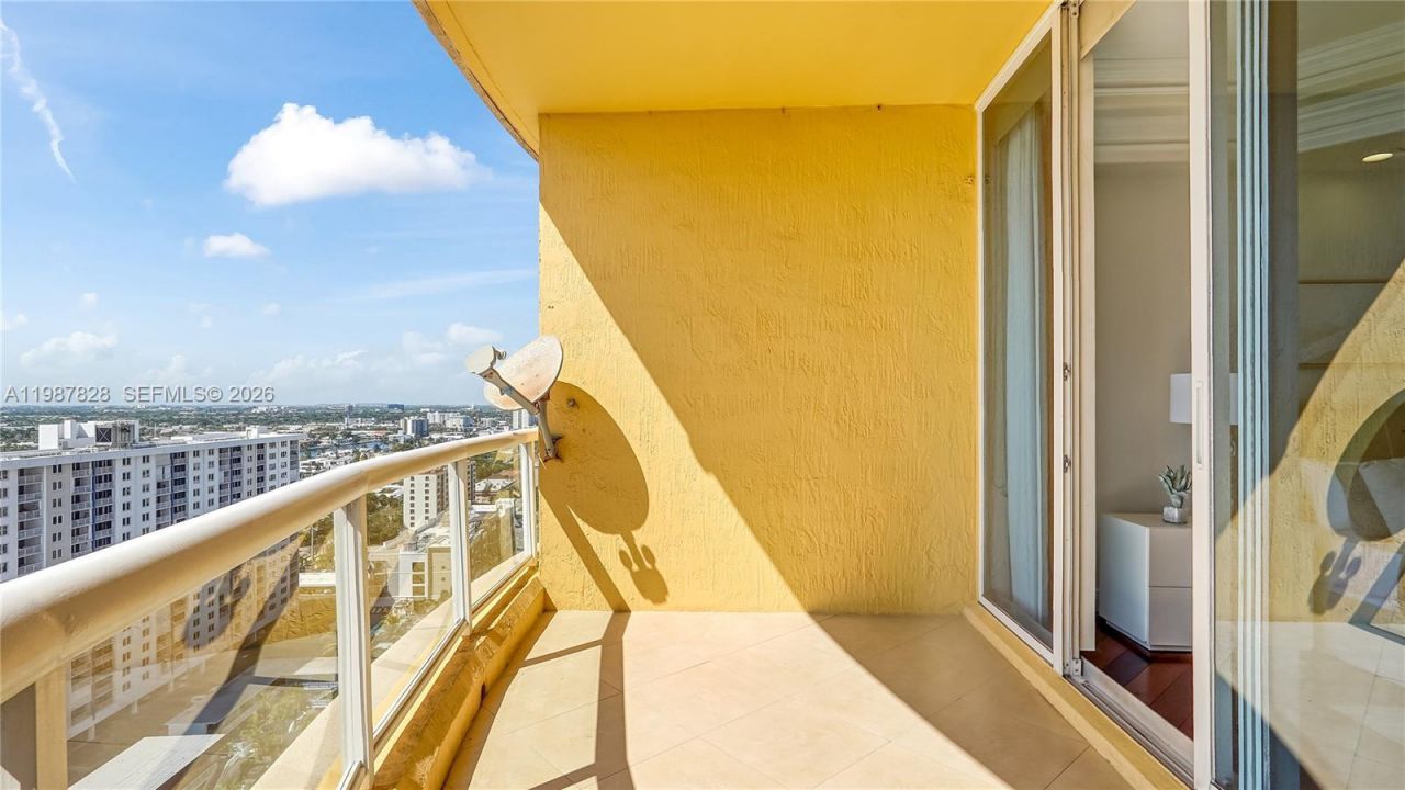 2100 N Ocean Blvd, Unit 20D, Fort Lauderdale, FL 33305 Photo