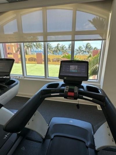 2100 N Ocean Blvd, Unit 20D, Fort Lauderdale, FL 33305 Photo
