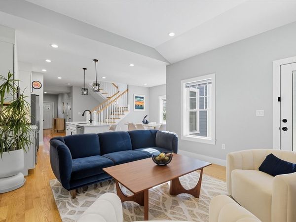 189 Linwood Avenue, Unit 1, Newton, MA 02460