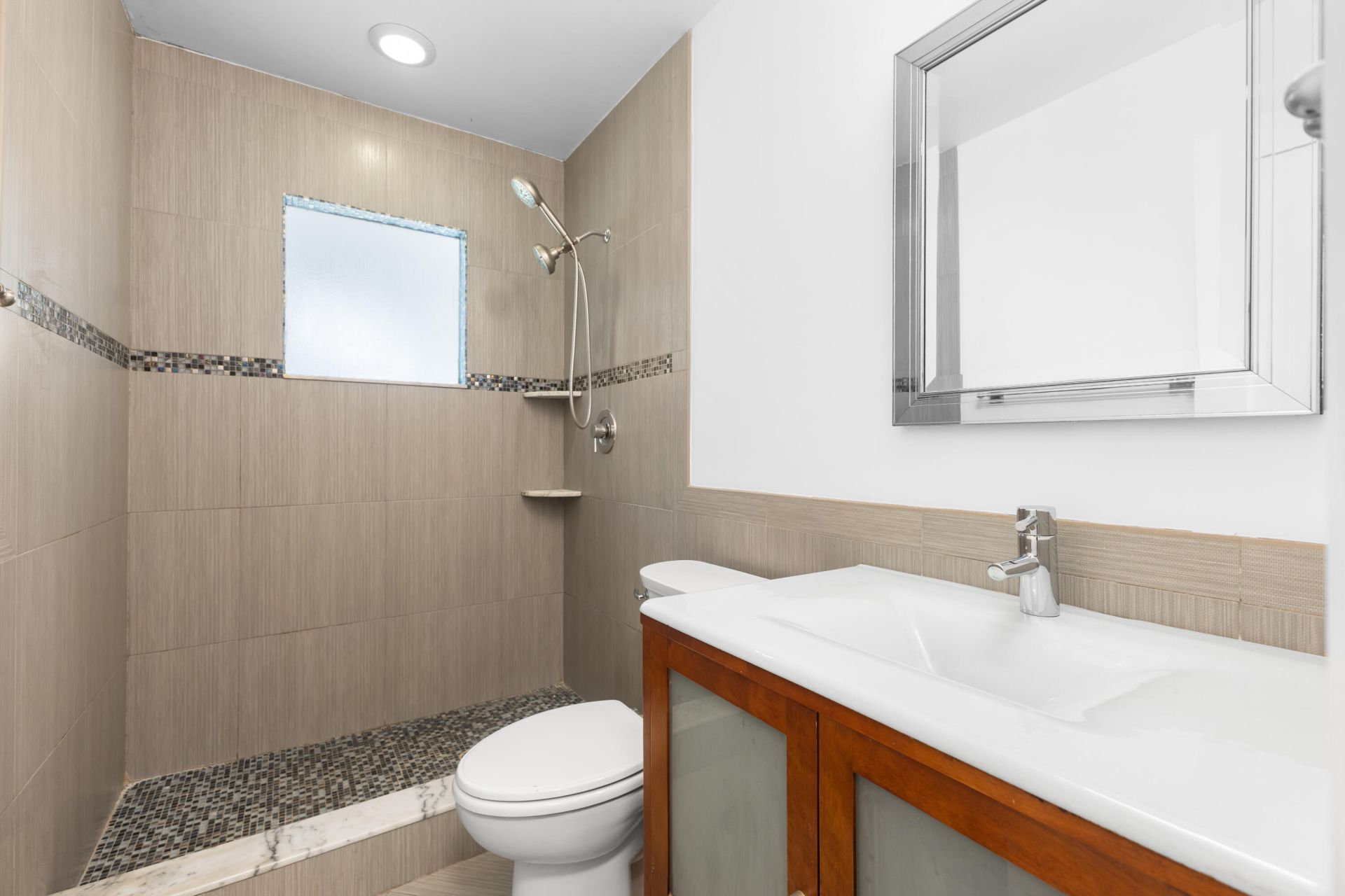 227 W Riverside Drive, Jupiter, FL 33469 Photo