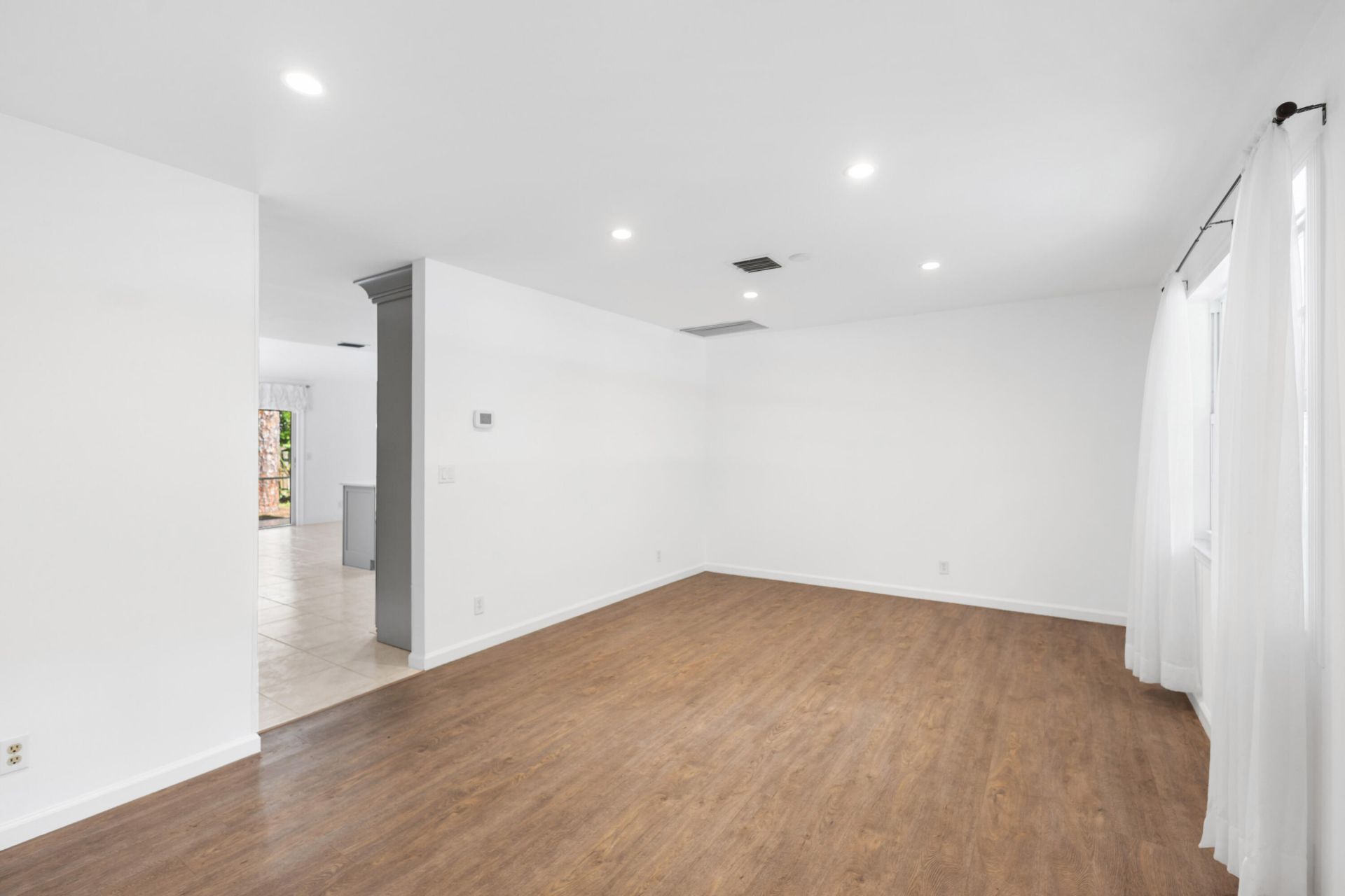 227 W Riverside Drive, Jupiter, FL 33469 Photo