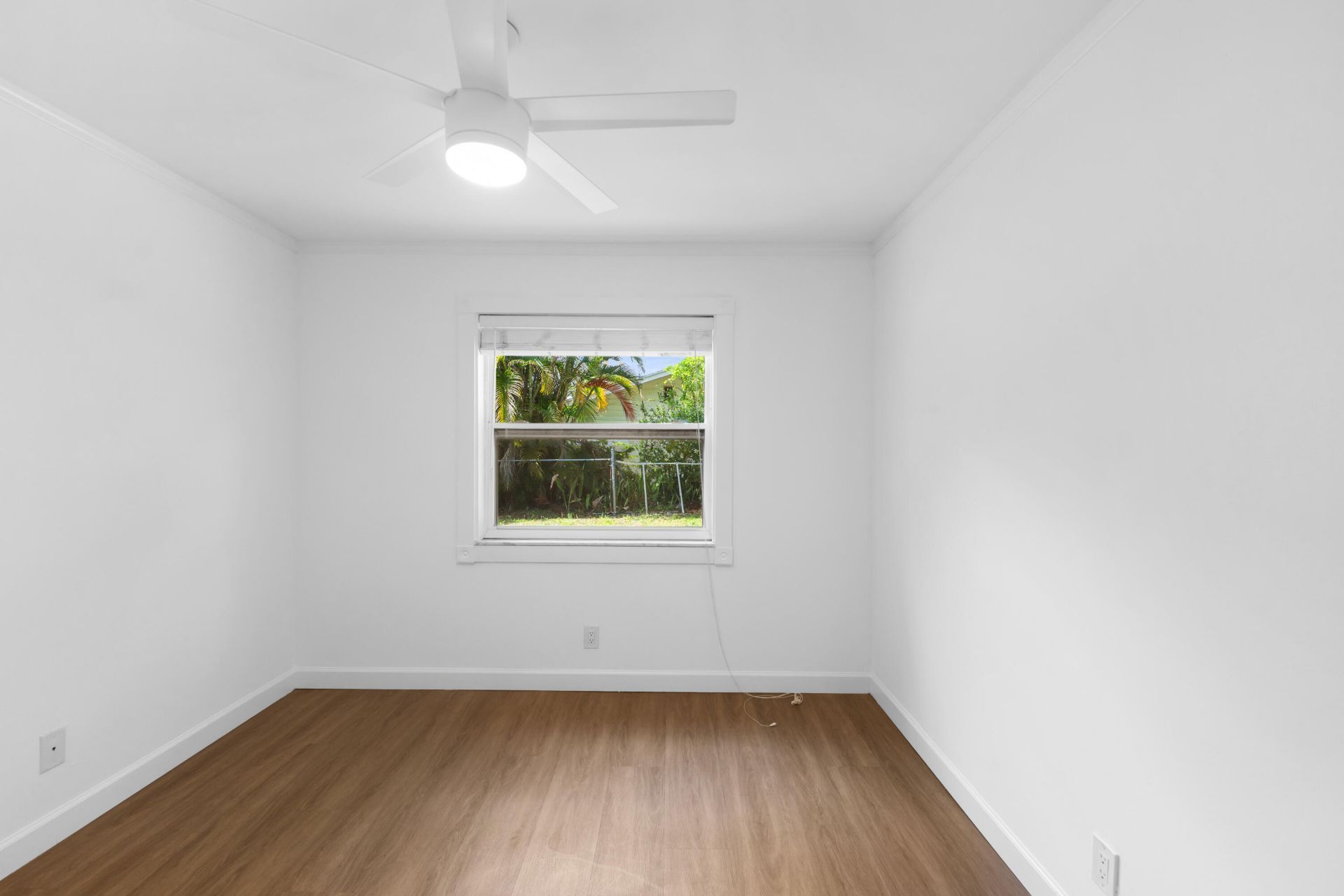 227 W Riverside Drive, Jupiter, FL 33469 Photo