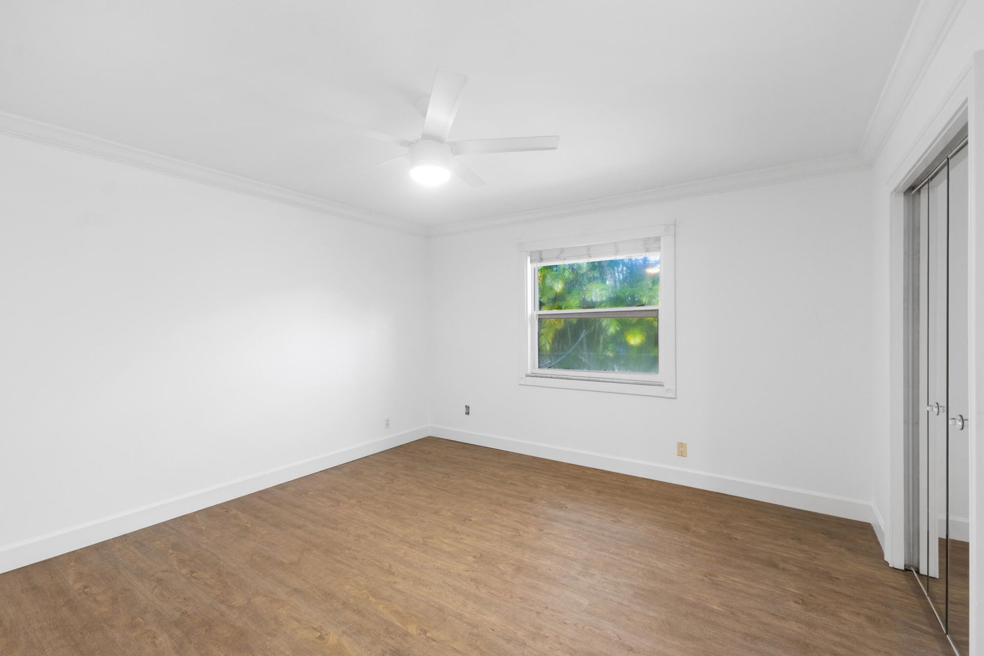 227 W Riverside Drive, Jupiter, FL 33469 Photo