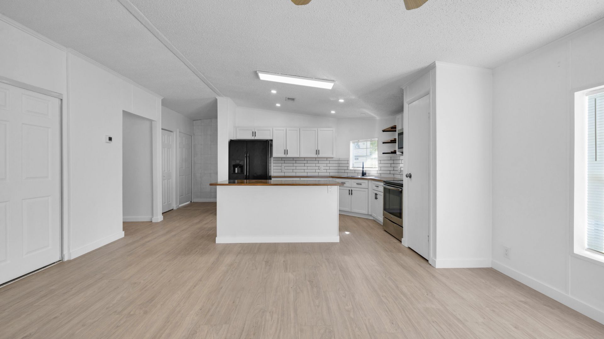 4905 NE 2nd Way, Pompano Beach, FL 33064 Photo