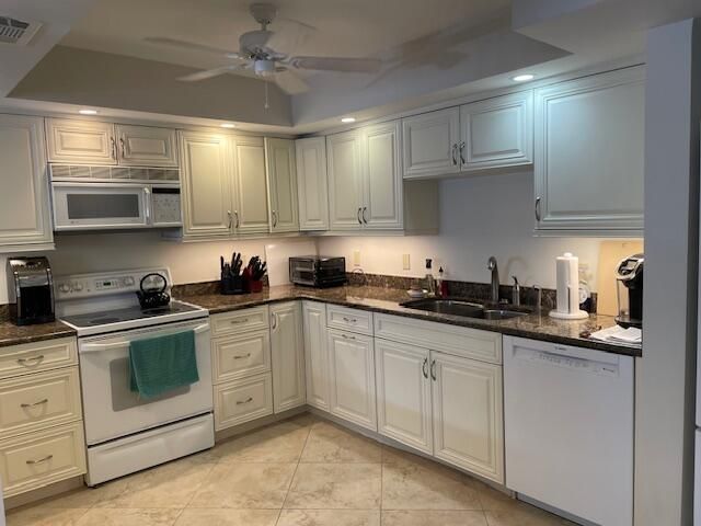 1660 Twelve Oaks Way 105 W/50 Ft Dock, North Palm Beach, FL 33408 Photo