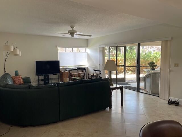 1660 Twelve Oaks Way 105 W/50 Ft Dock, North Palm Beach, FL 33408 Photo