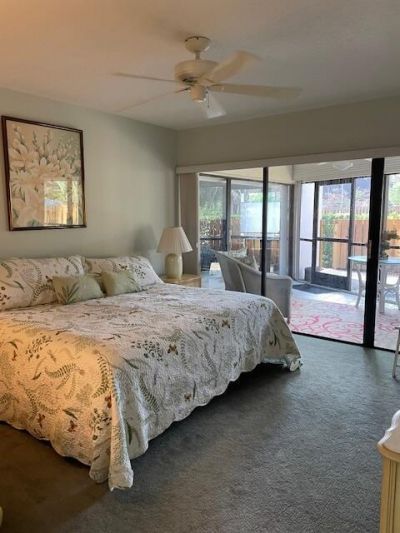 1660 Twelve Oaks Way 105 W/50 Ft Dock, North Palm Beach, FL 33408 Photo