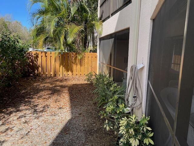 1660 Twelve Oaks Way 105 W/50 Ft Dock, North Palm Beach, FL 33408 Photo