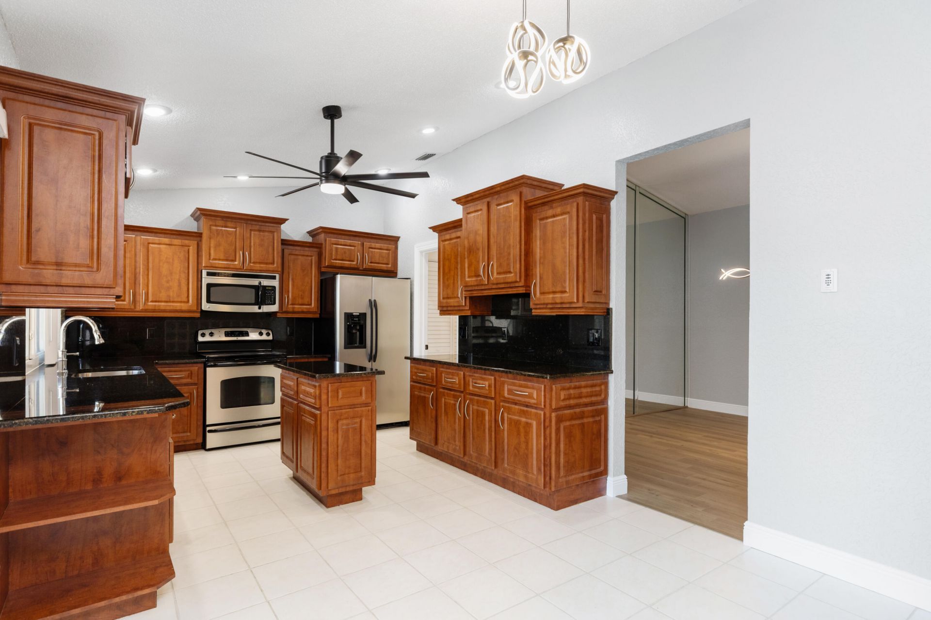 271 NW 89th Avenue, Coral Springs, FL 33071 Photo