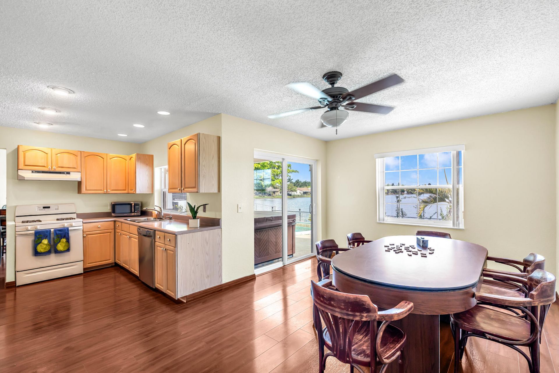 11951 NW 35th Street, Sunrise, FL 33323 Photo