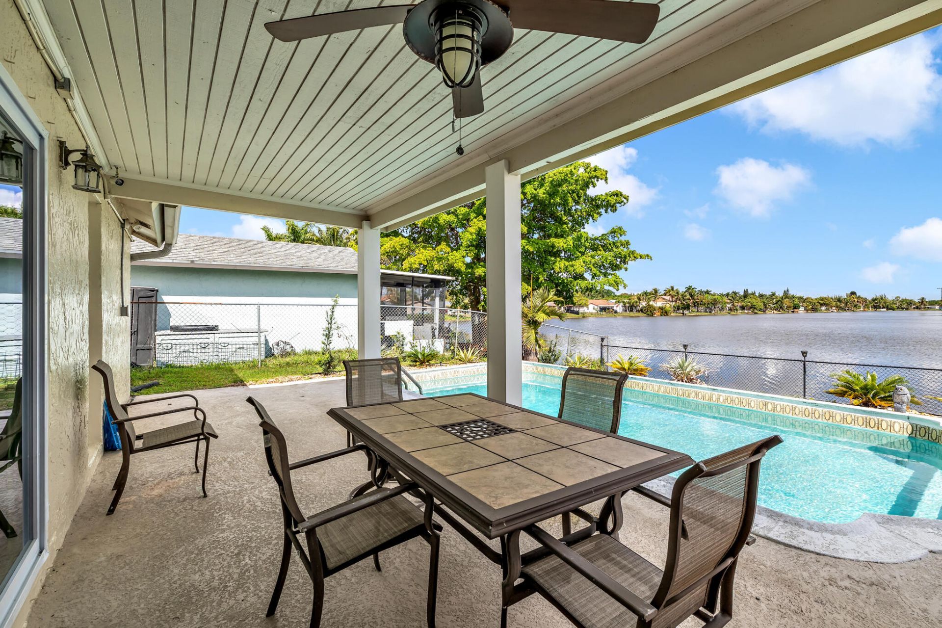 11951 NW 35th Street, Sunrise, FL 33323 Photo