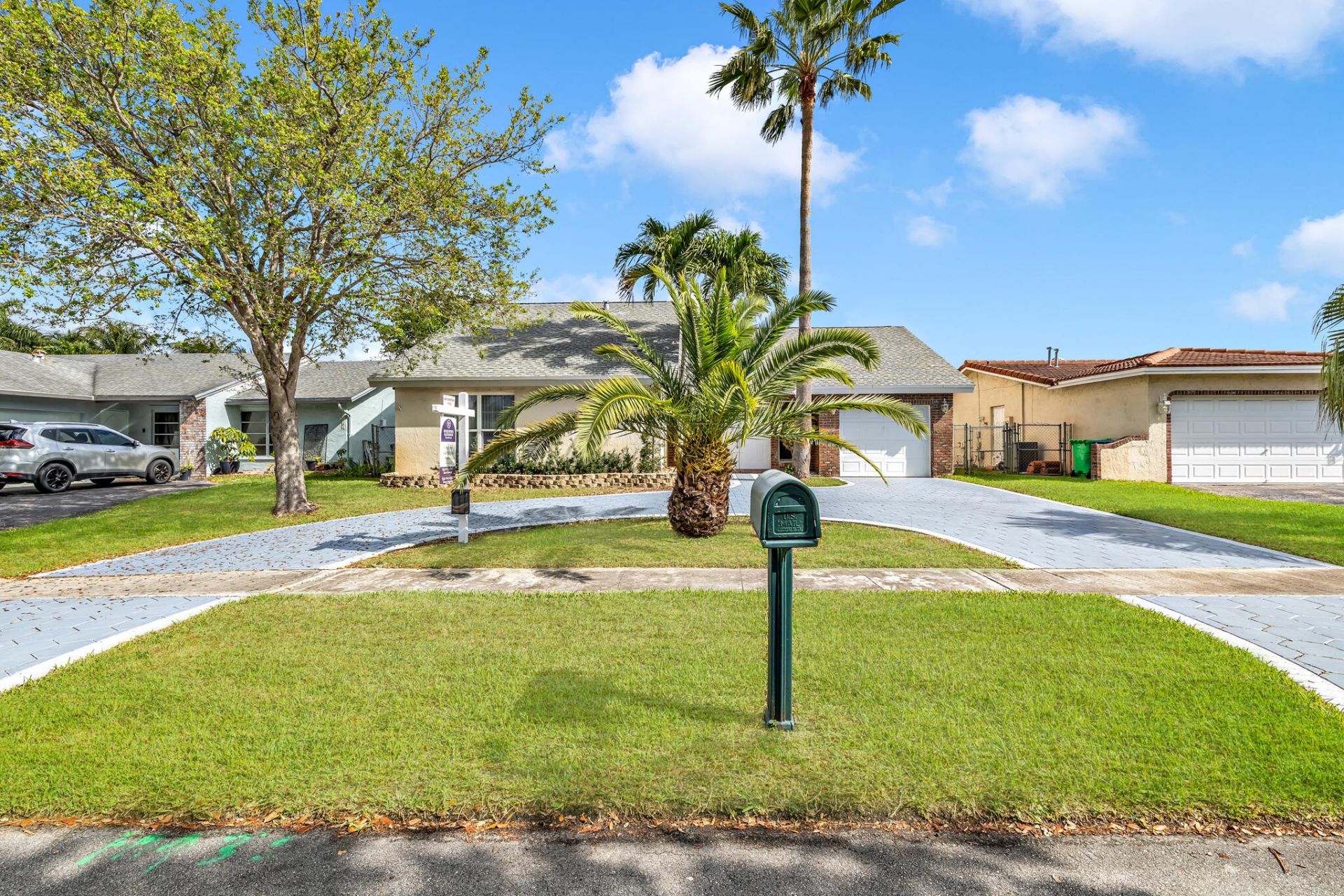 11951 NW 35th Street, Sunrise, FL 33323 Photo