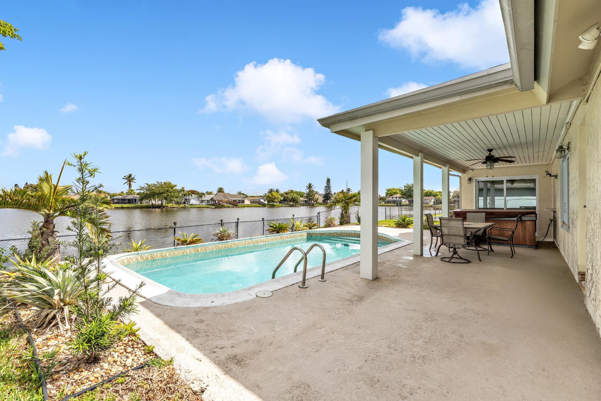 11951 NW 35th Street, Sunrise, FL 33323 Photo