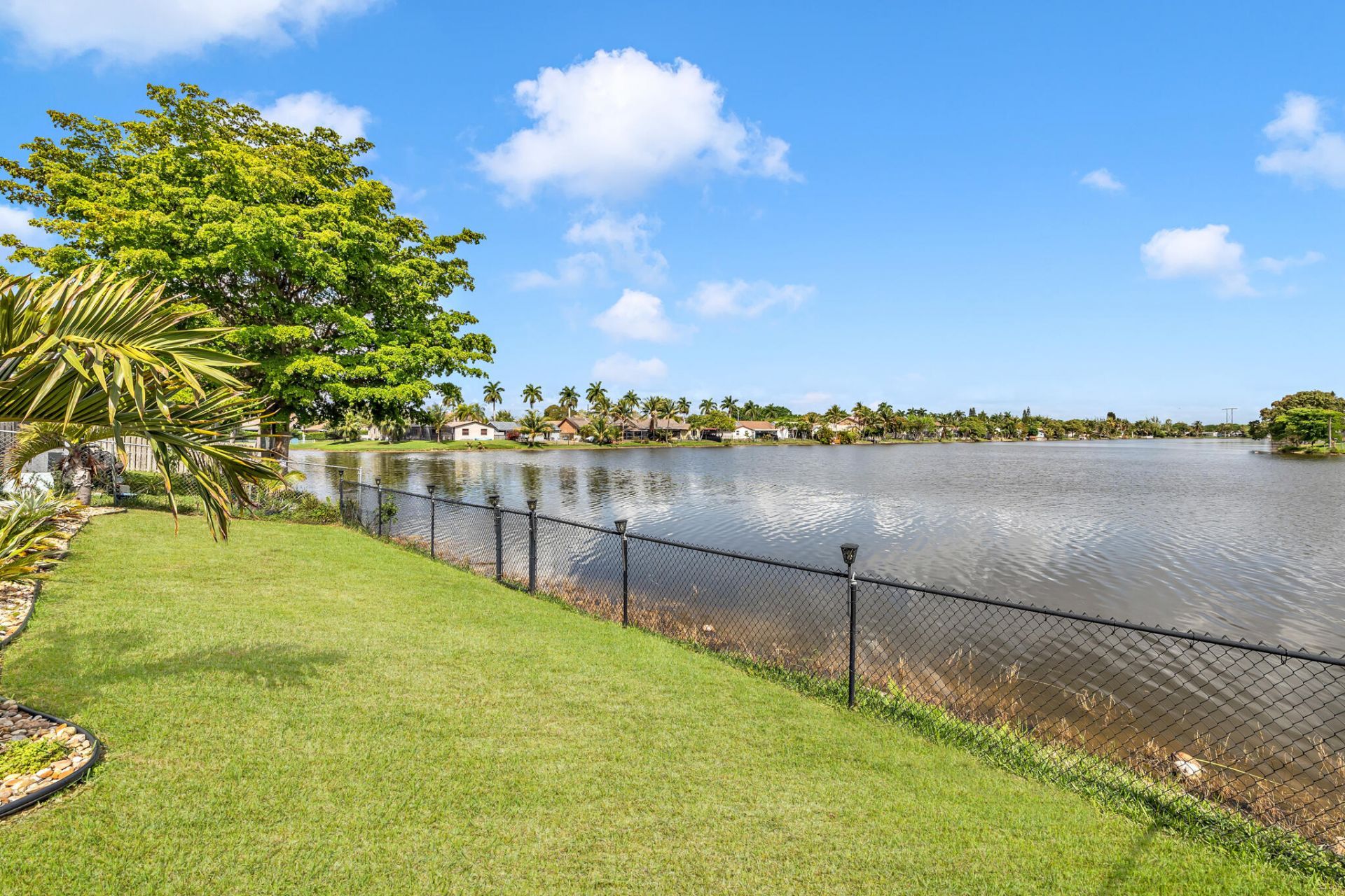 11951 NW 35th Street, Sunrise, FL 33323 Photo