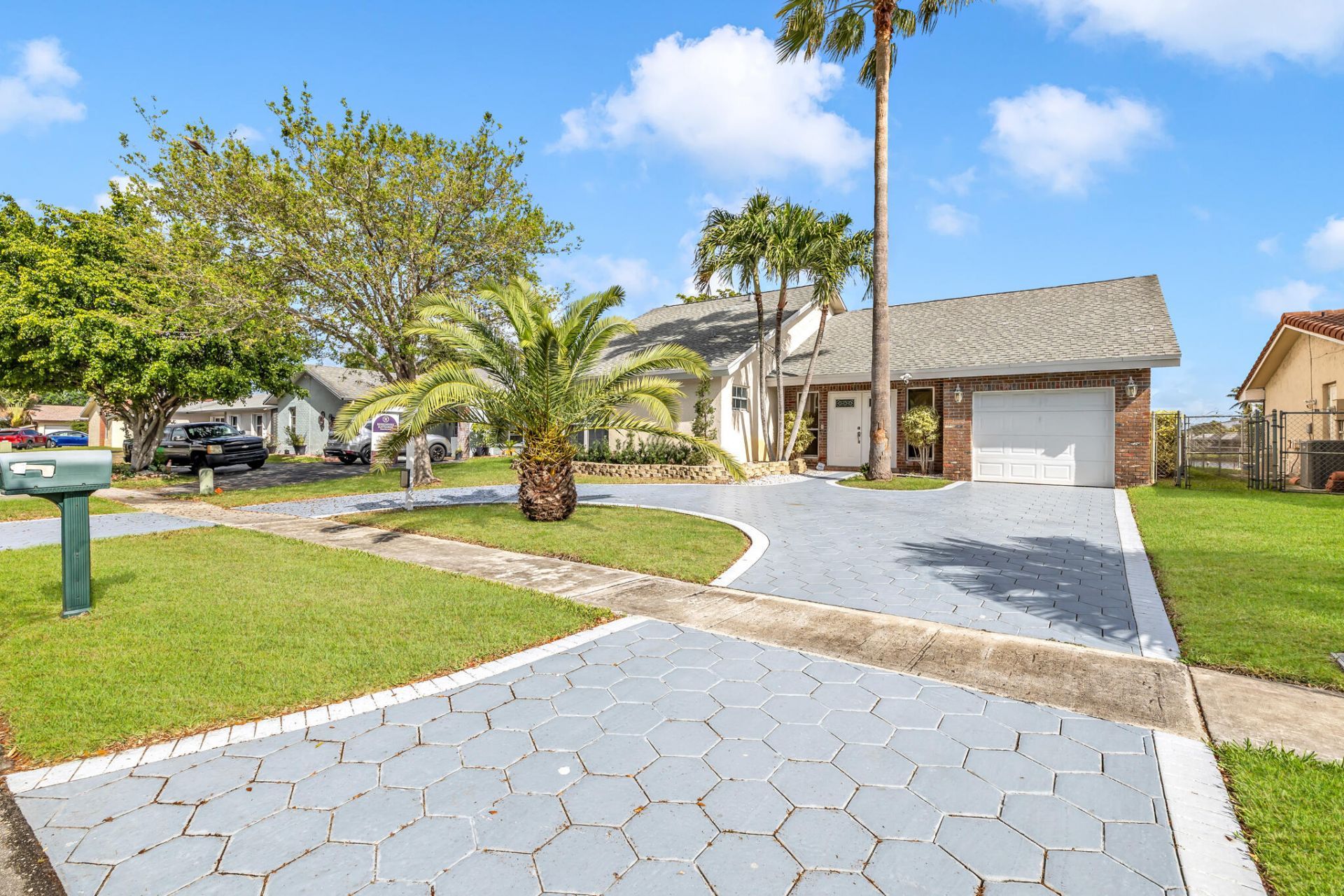 11951 NW 35th Street, Sunrise, FL 33323 Photo