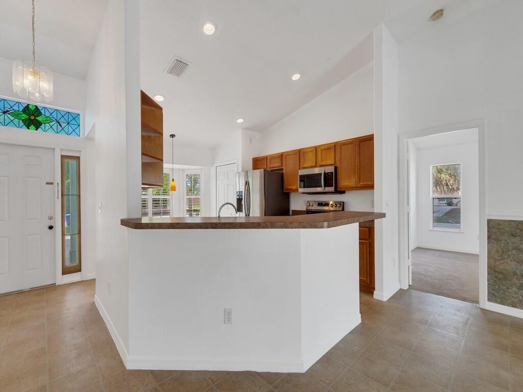 9084 102nd Avenue, Vero Beach, FL 32967 Photo