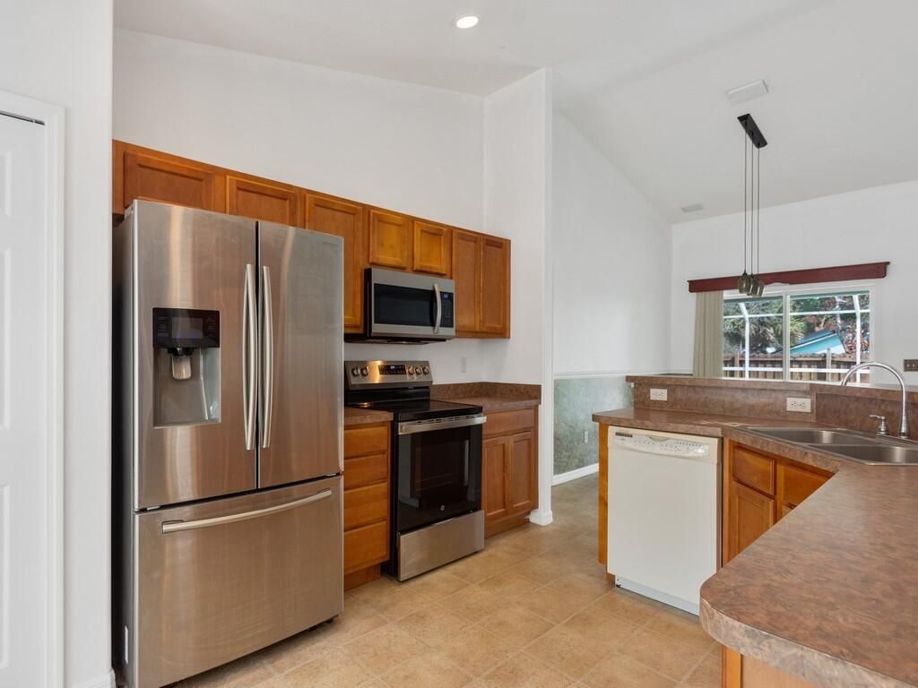 9084 102nd Avenue, Vero Beach, FL 32967 Photo