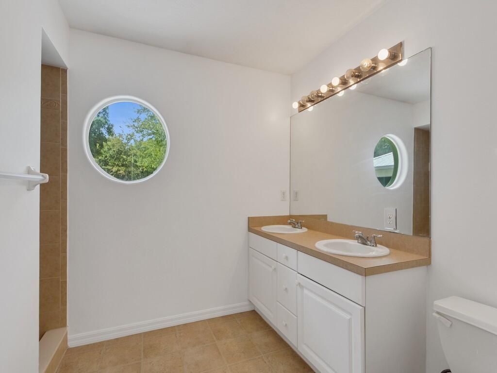 9084 102nd Avenue, Vero Beach, FL 32967 Photo