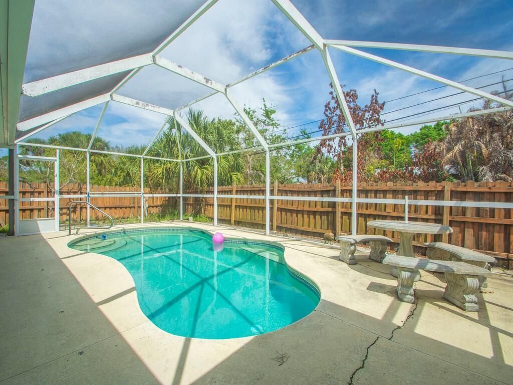 9084 102nd Avenue, Vero Beach, FL 32967 Photo