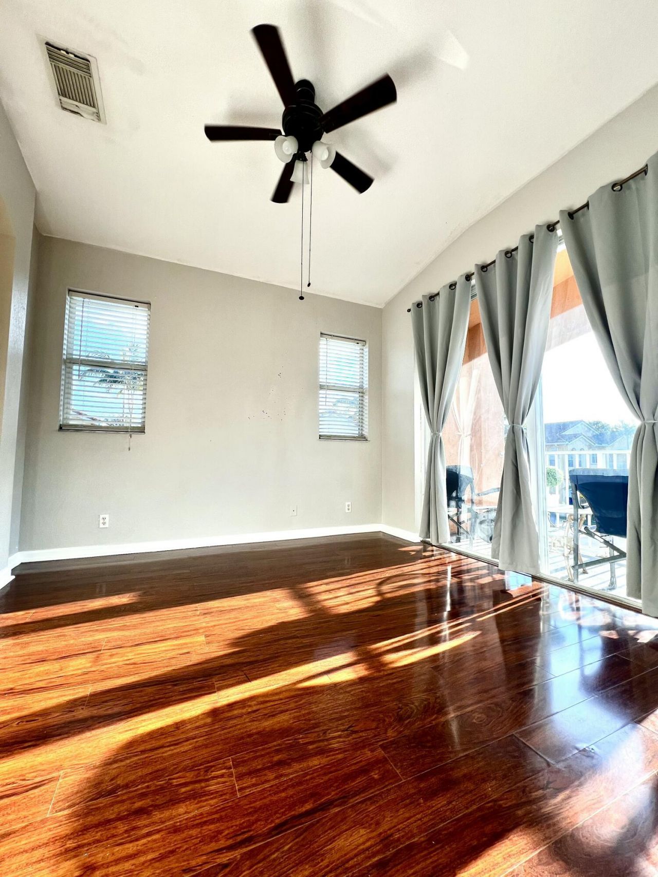 2900 Carvelle Drive, Riviera Beach, FL 33404 Photo