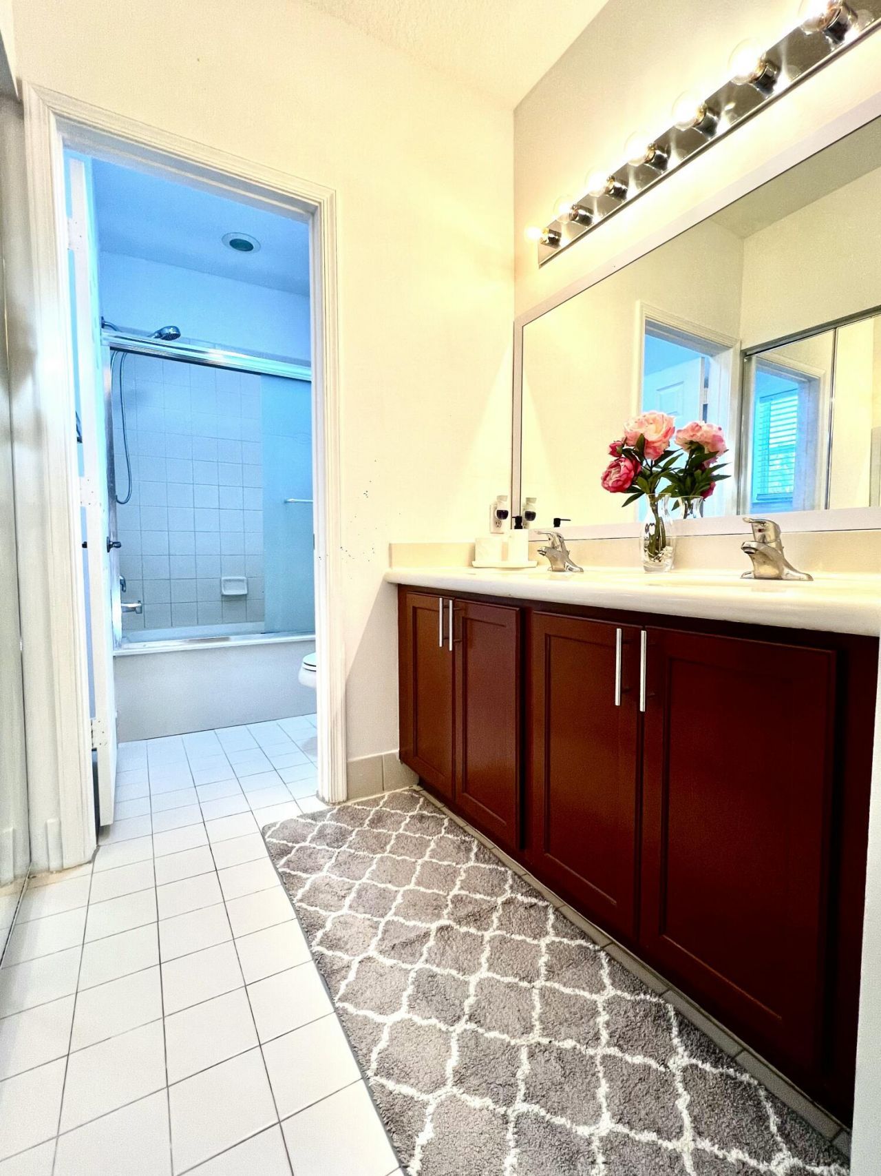 2900 Carvelle Drive, Riviera Beach, FL 33404 Photo