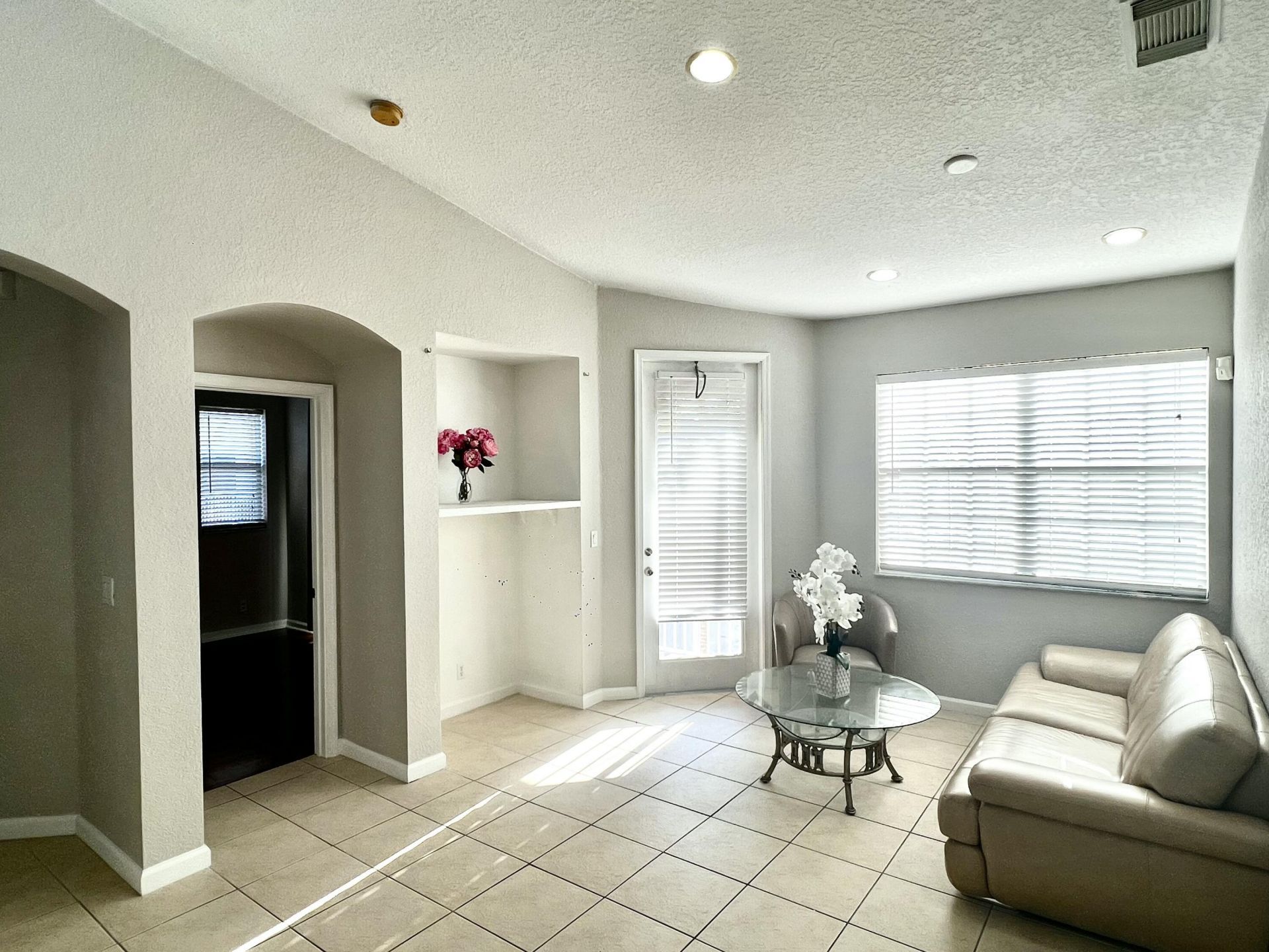 2900 Carvelle Drive, Riviera Beach, FL 33404 Photo