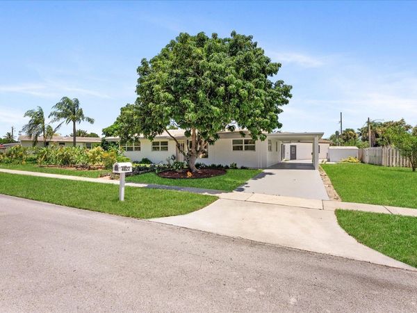 4822 NW 2nd Terrace, Boca Raton, FL 33431