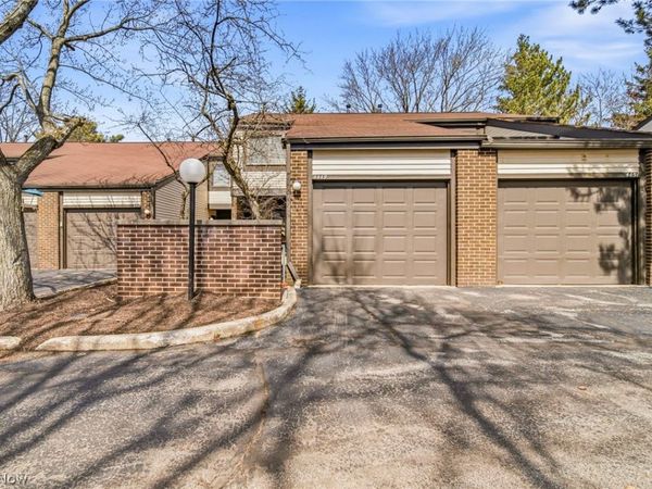 4449 Cushing Lane , Richmond Heights, OH 44143