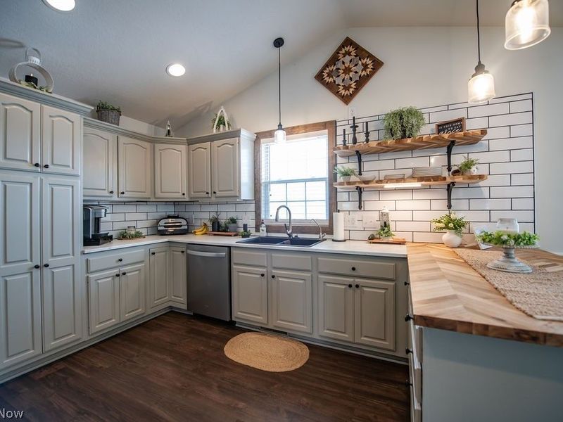 316 Creekside Road SE, New Philadelphia, OH 44663 Photo 21