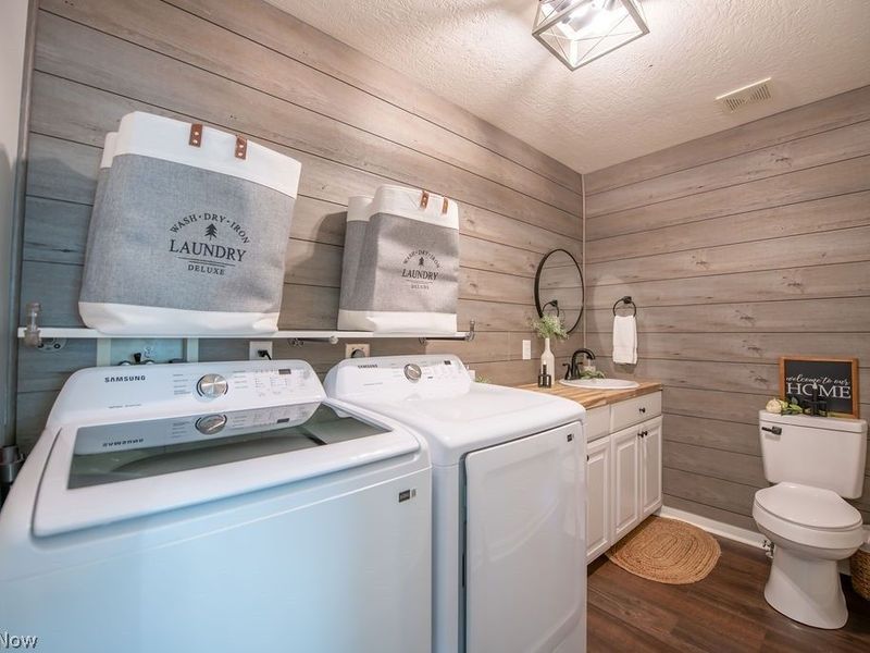 316 Creekside Road SE, New Philadelphia, OH 44663 Photo 25