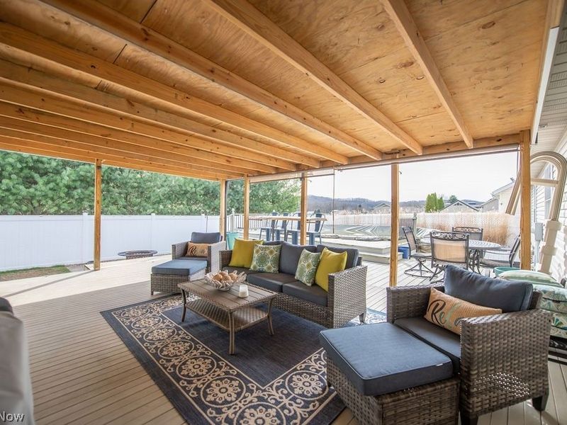 316 Creekside Road SE, New Philadelphia, OH 44663 Photo 5