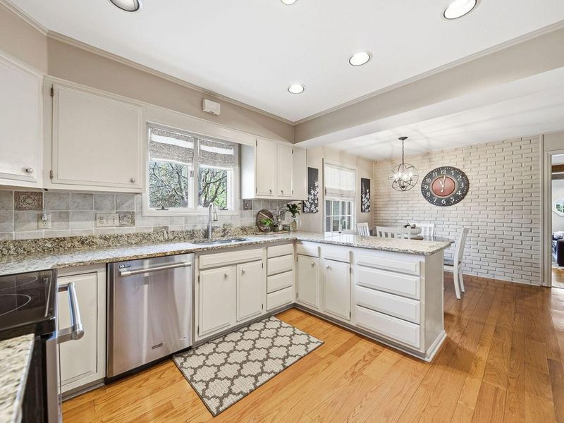 2682 Lane Road, Columbus, OH 43220 Photo 11