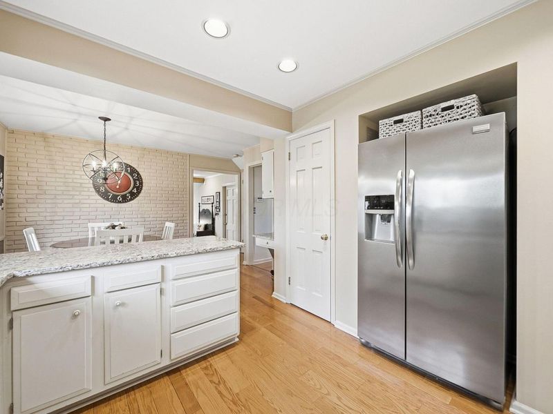 2682 Lane Road, Columbus, OH 43220 Photo 13