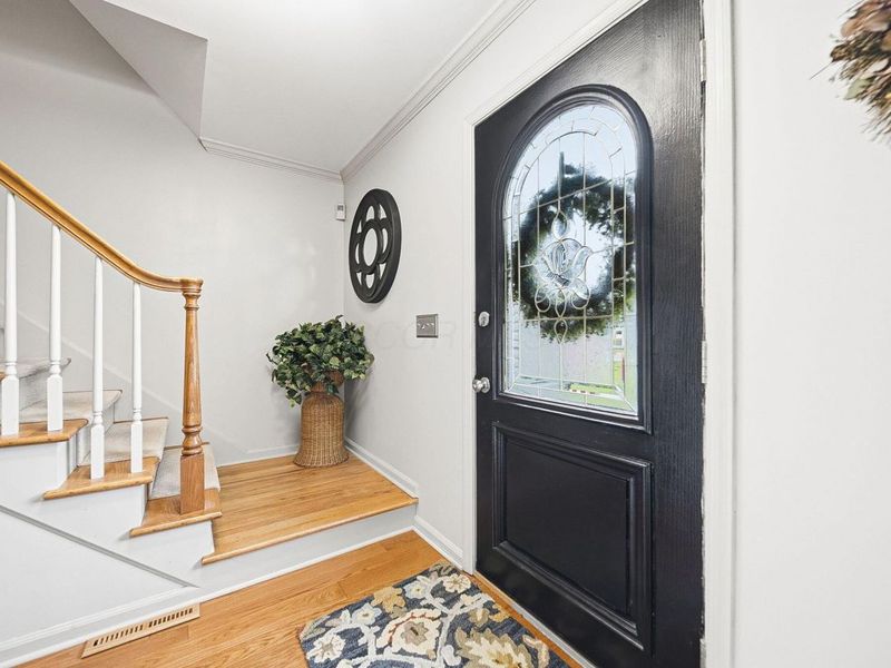 2682 Lane Road, Columbus, OH 43220 Photo 2