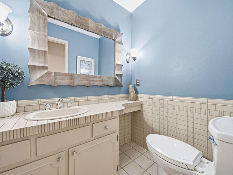 2682 Lane Road, Columbus, OH 43220 Photo 20