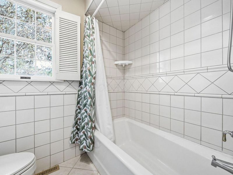 2682 Lane Road, Columbus, OH 43220 Photo 38