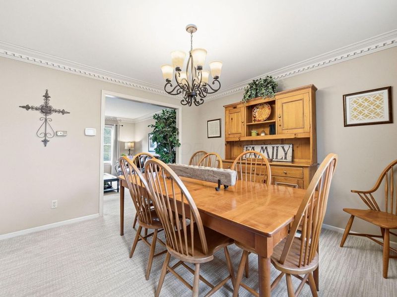 2682 Lane Road, Columbus, OH 43220 Photo 9