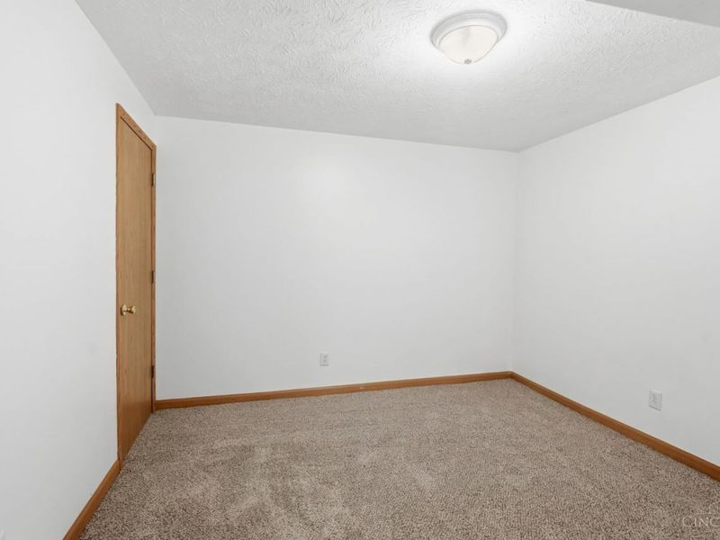 4753 Caprice Drive, Middletown, OH 45044 Photo 24