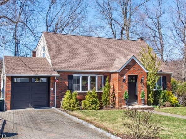 219 Linden Rd, Wayne, NJ 07470