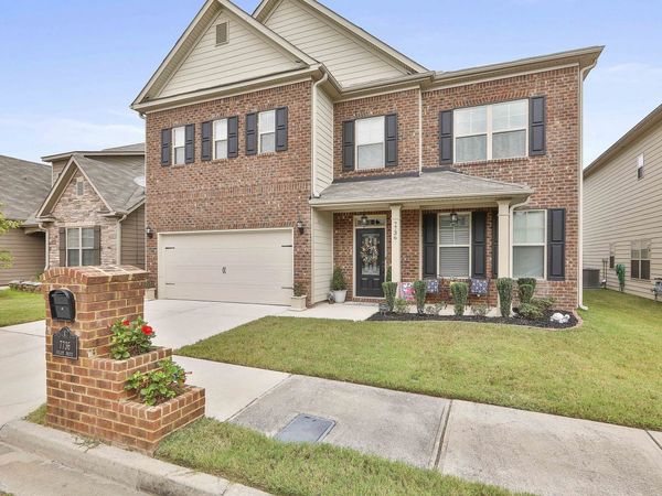 7736 Volion Drive, Fairburn, GA 30213
